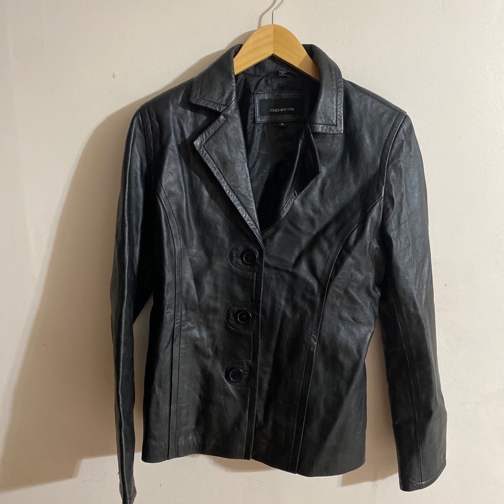 Jones New York leather jacket size M